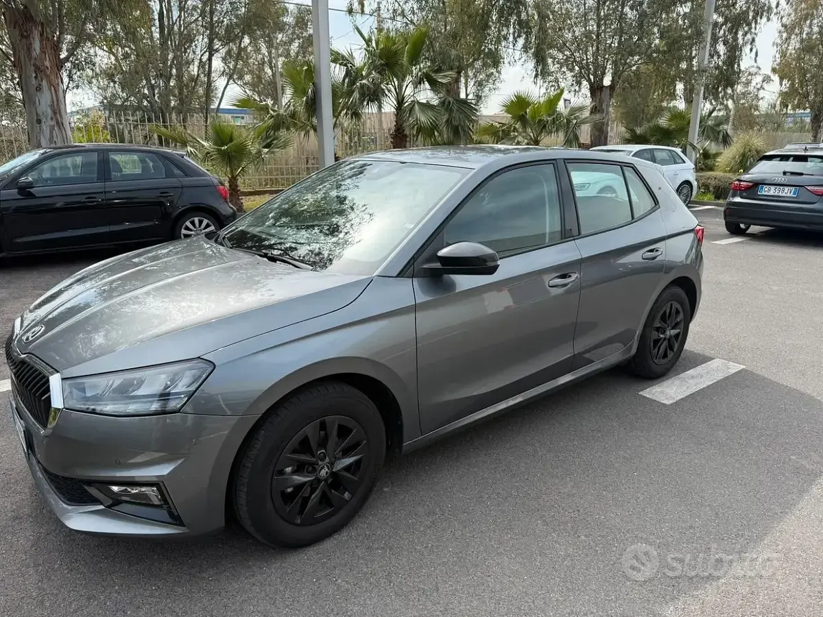 Usata Skoda Fabia 95 CV (69 kW) 2025 Grigio Utilitaria