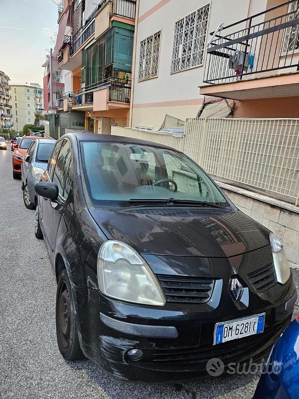 Usata 2008 Renault Modus Monovolume | 500 € (Super prezzo) - Immagine 1/4