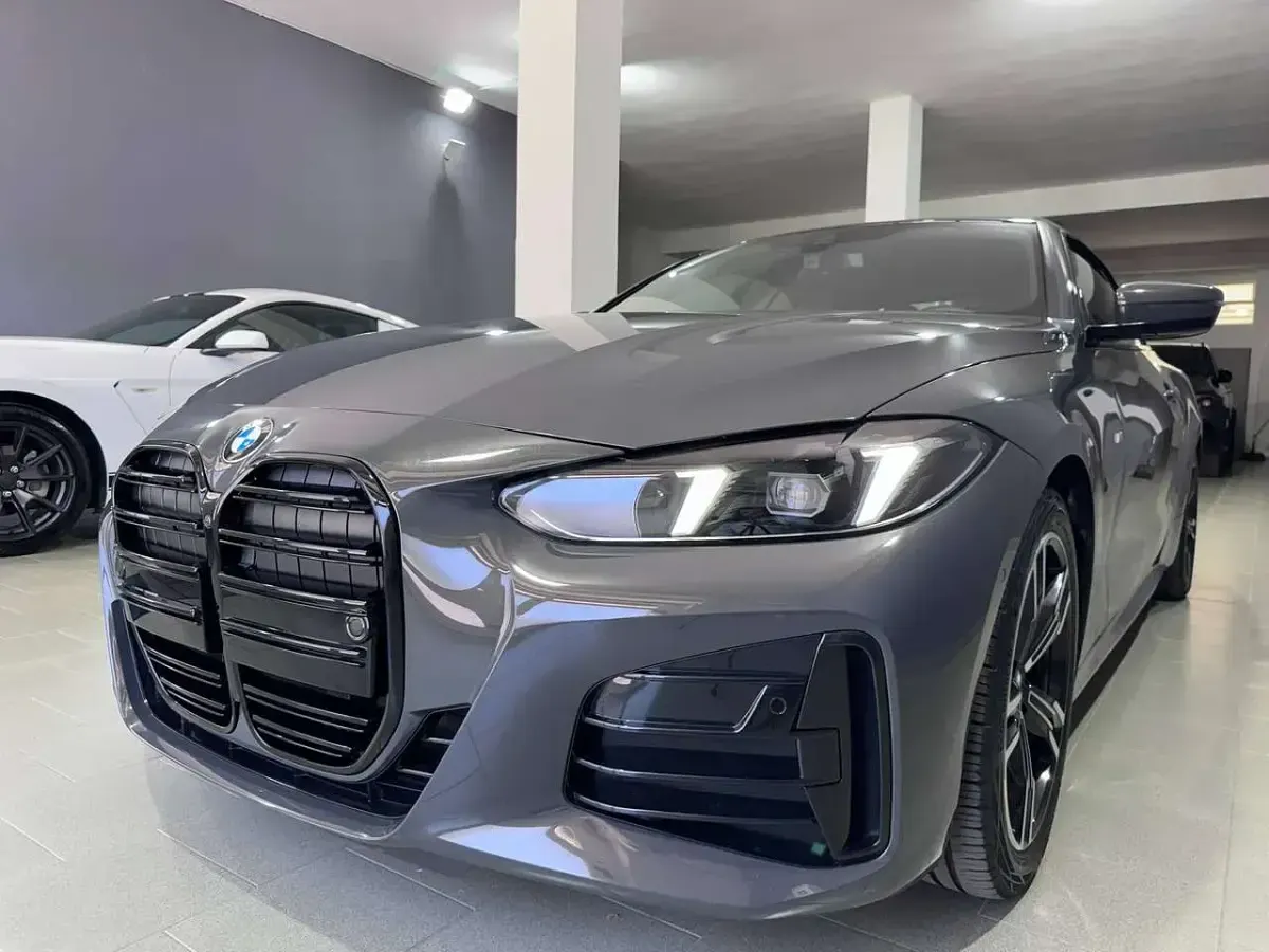 Usata BMW 420 Cabriolet M Sport 184 CV (135 kW) 2025 Dravitgrau metallic Cabrio