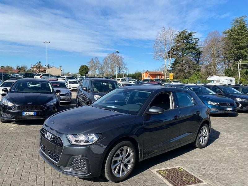 Usata Audi A1 Admired 110 CV (80 kW) 2022 Grigio SUV