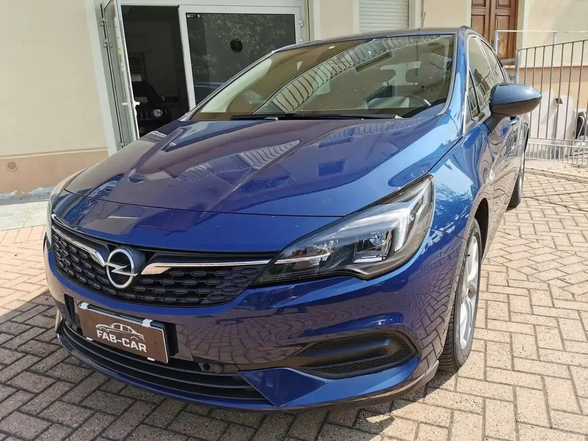 Usata Opel Astra Business Elegance 122 CV (89 kW) 2021 Mqx blu nautico Berlina