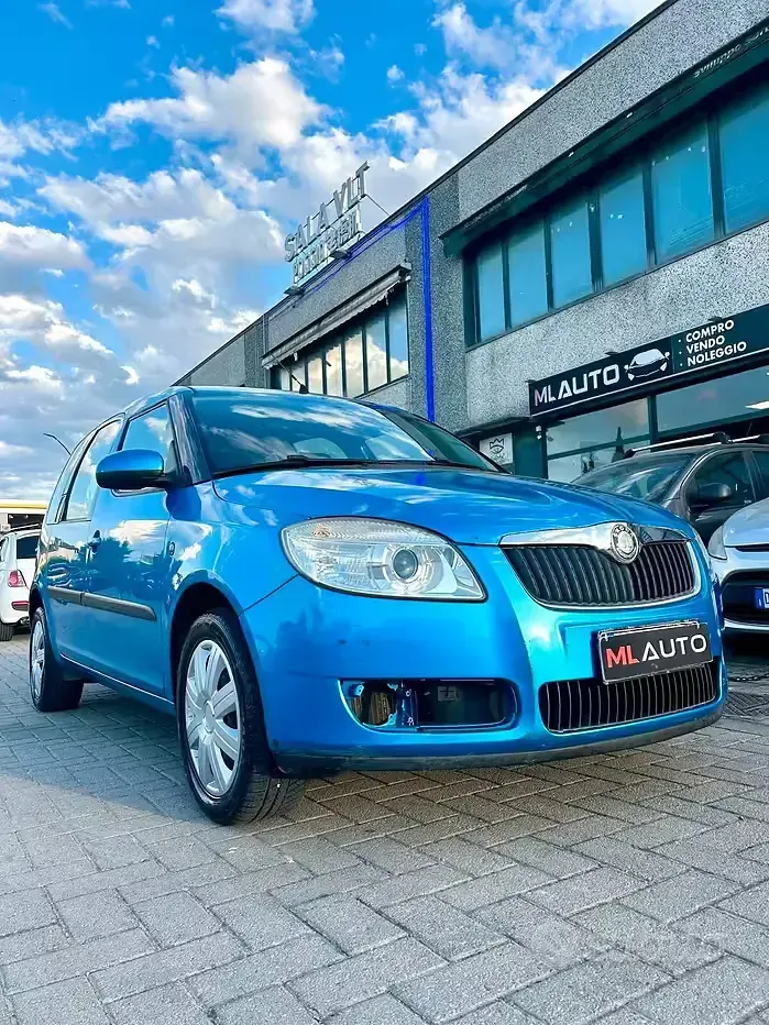 Usata Skoda Roomster Sport 80 CV (58 kW) 2008 Blu Monovolume