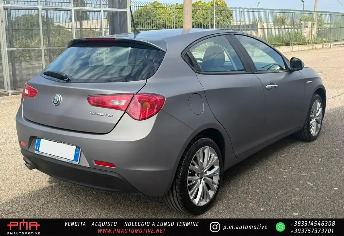 Usata Alfa Romeo Giulietta Super 120 CV (88 kW) 2017 Grigio Utilitaria