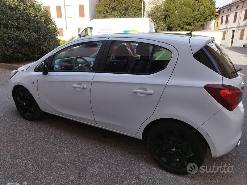 Usata Opel Corsa 90 CV (66 kW) 2016 Bianco Utilitaria