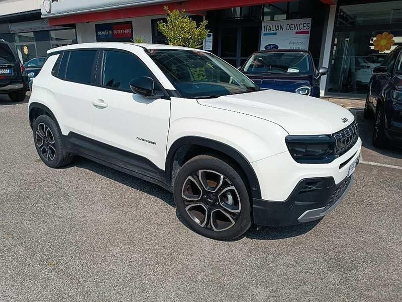 Usata Jeep Avenger Summit 101 CV (74 kW) 2024 Bianco SUV