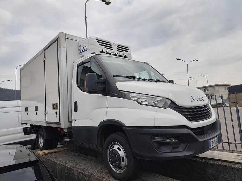 Usata Iveco Daily 154 CV (113 kW) 2024 Bianco