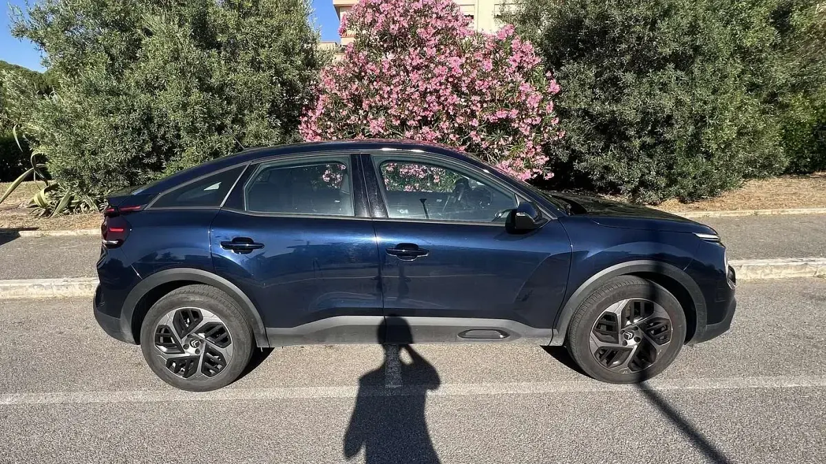 Usata Citroën C4 PureTech 131 CV (96 kW) 2024 Blu/azzurro SUV