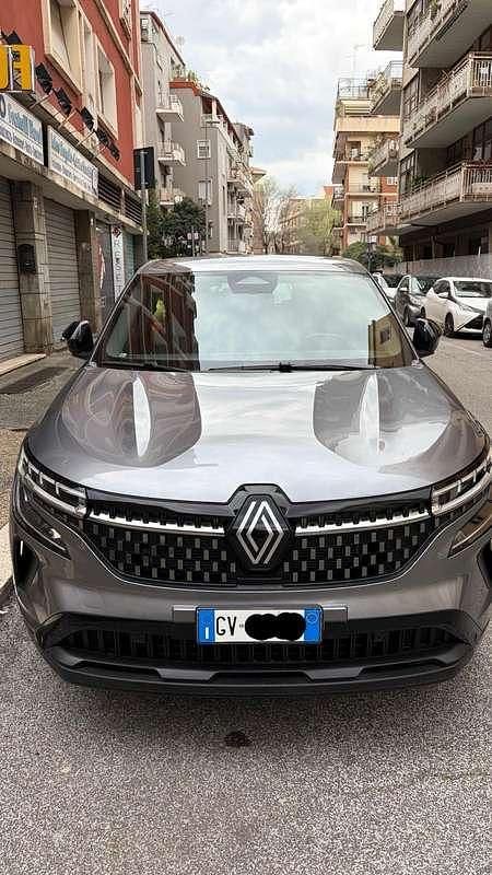 Usata Renault Austral Evolution 131 CV (96 kW) 2024 Grigio SUV