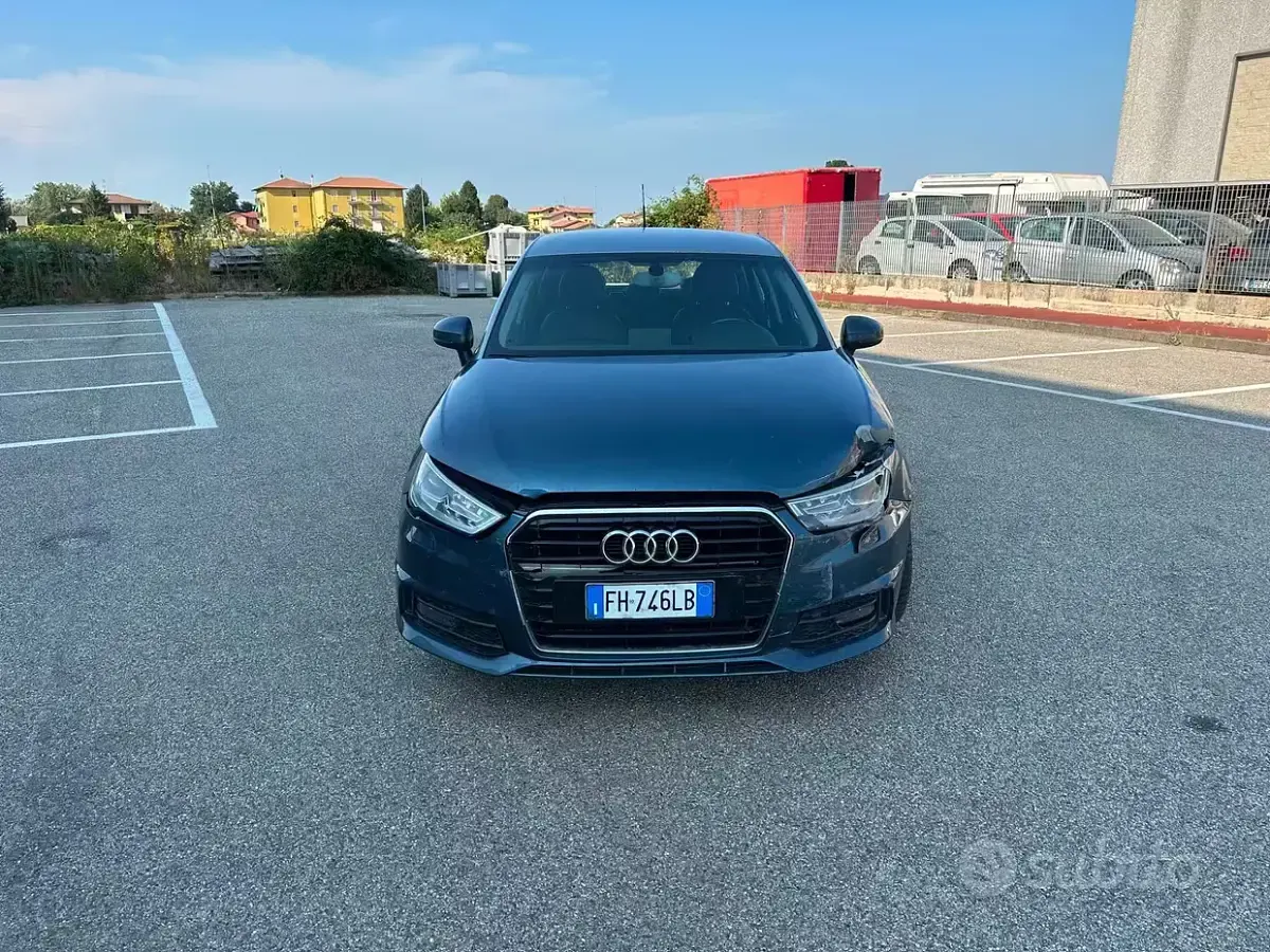 Usata Audi A1 Admired 95 CV (69 kW) 2017 Blu Utilitaria