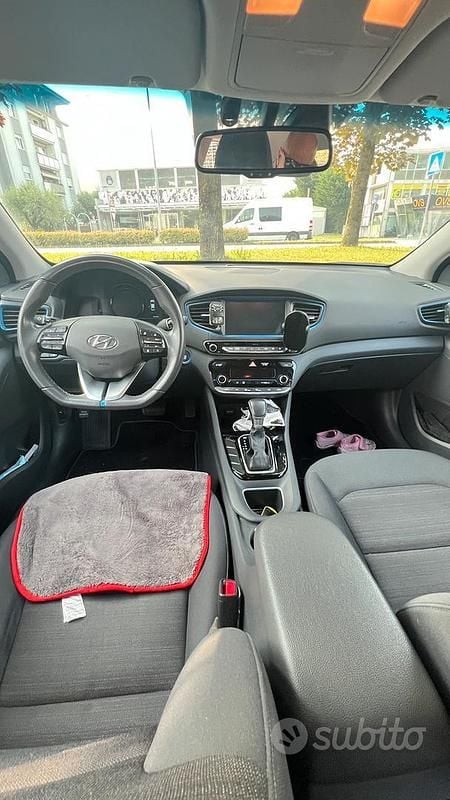 Usata Hyundai Ioniq 141 CV (103 kW) 2017 Bianco Utilitaria