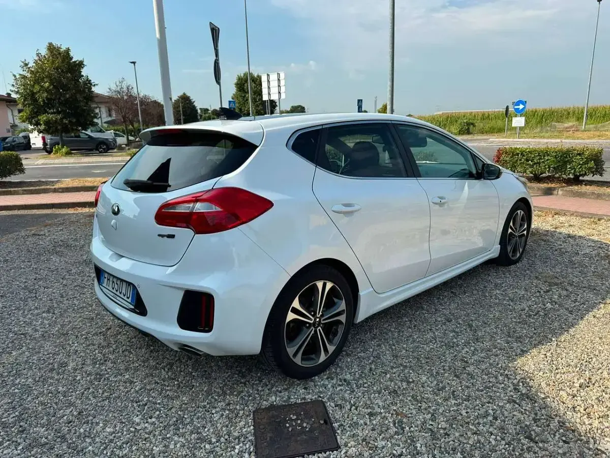 Usata Kia Ceed GT GT-Line 136 CV (100 kW) 2017 Bianco Berlina