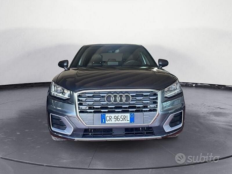 Usata Audi Q2 S-Line 116 CV (85 kW) 2019 Grigio SUV