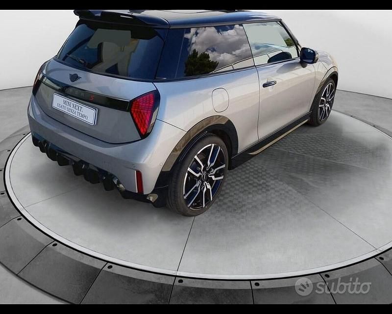 Usata Mini John Cooper Works 204 CV (150 kW) 2024 Argento Utilitaria