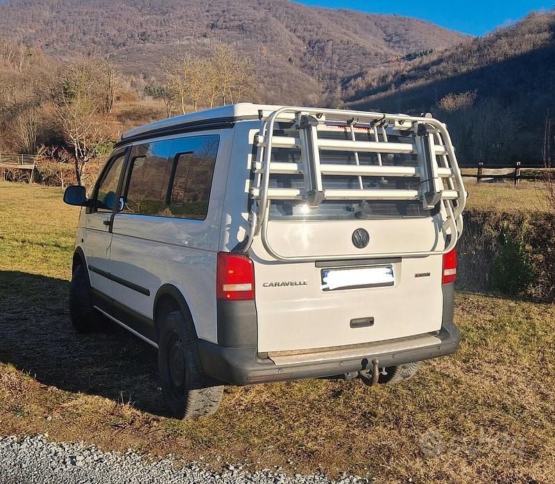Usata VW Caravelle 180 CV (132 kW) 2013 Furgone