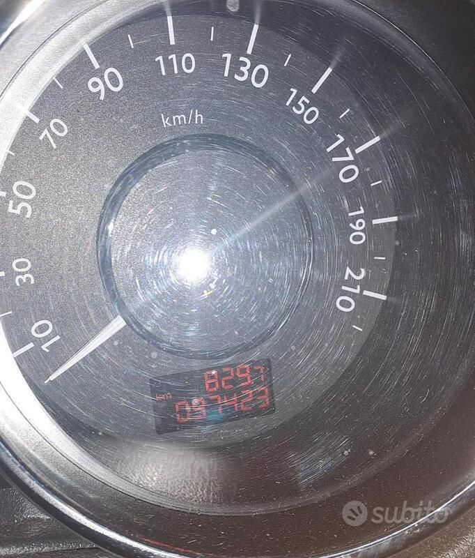 Usata Peugeot 5008 156 CV (114 kW) 2010 Grigio Monovolume