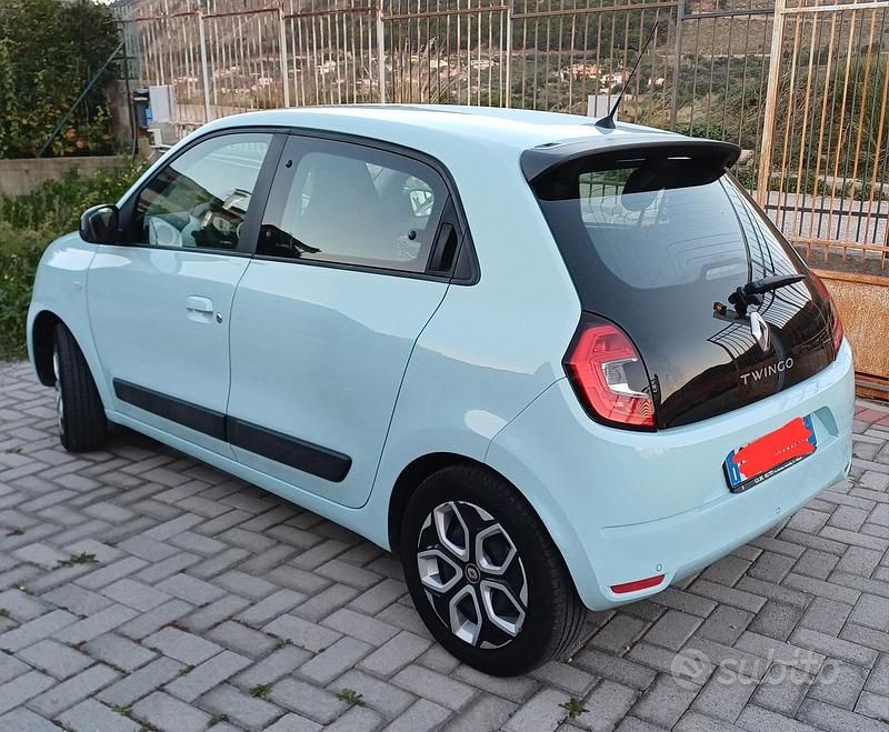 Usata Renault Twingo 22 kW (30 CV) 2023 Utilitaria