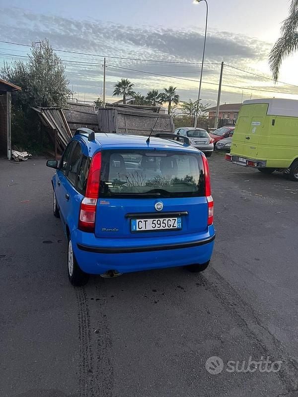 Blu Usata 2005 Fiat Panda Dynamic Tre volumi | 900 € (Super prezzo) - Immagine 1/4