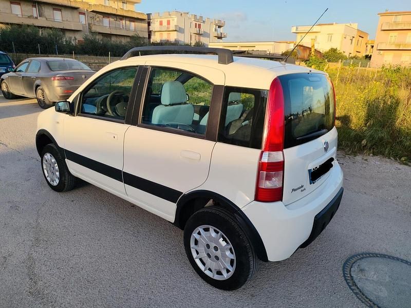 Gebraucht Fiat Panda 4x4 Climbing 69 PS (50 kW) 2007 Weiß Kleinwagen