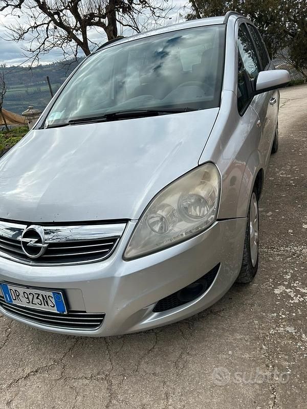 Usata Opel Zafira Enjoy 120 CV (88 kW) 2008 Grigio Monovolume