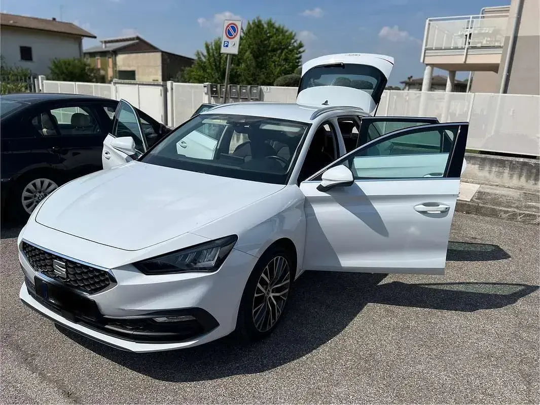 Usata Seat Leon XCELLENCE 150 CV (110 kW) 2021 Station wagon
