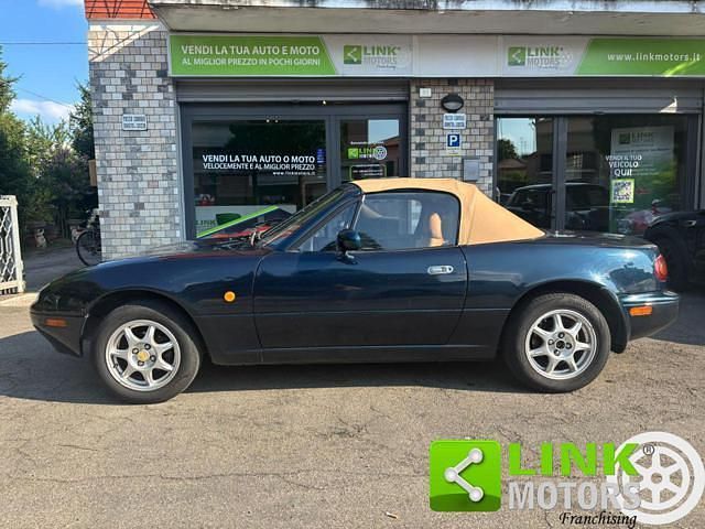 Usata Mazda MX5 90 CV (66 kW) 1996 Blu Cabrio