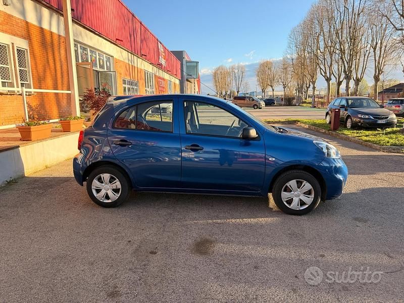 Usata Nissan Micra Tekna 80 CV (58 kW) 2014 Blu Utilitaria