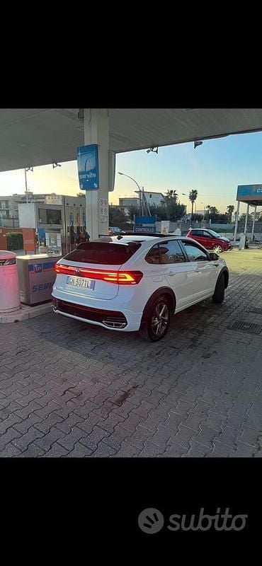 Usata VW Taigo R-line 110 CV (80 kW) 2023 Bianco SUV