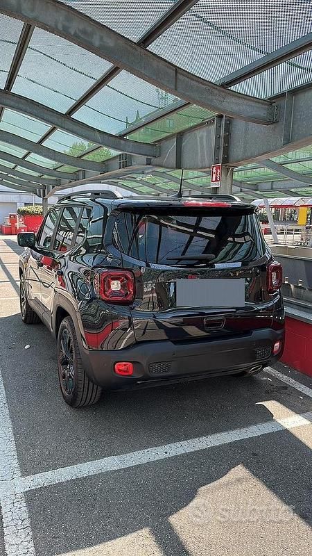 Usata Jeep Renegade Night Eagle 120 CV (88 kW) 2022 Nero SUV