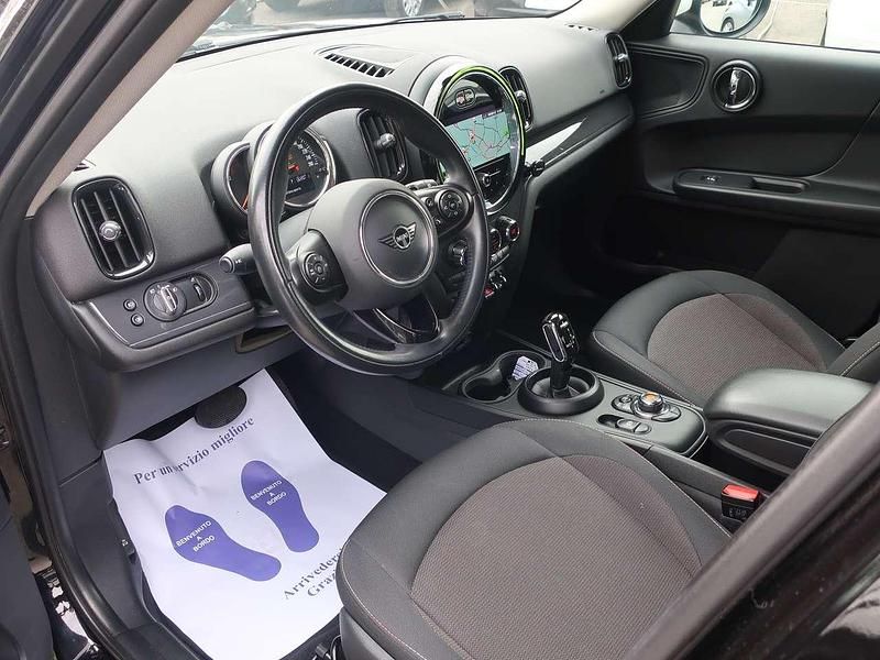 Usata Mini Cooper D Countryman Business 150 CV (110 kW) 2021 Nero met./ tetto bianco SUV