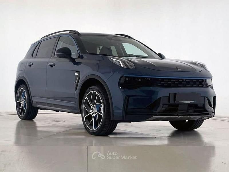 Usata Lynk & Co 01 261 CV (191 kW) 2023 Nero SUV