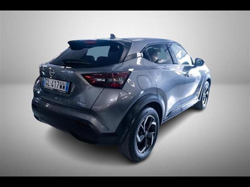 Usata Nissan Juke N-Connecta 2022 Grigio chiaro SUV