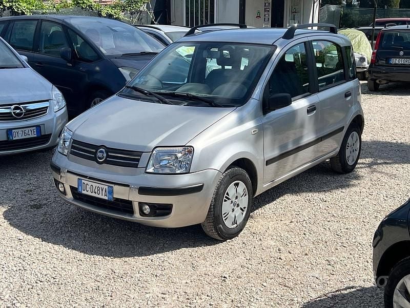 Usata Fiat Panda 59 CV (43 kW) 2006 Grigio Utilitaria