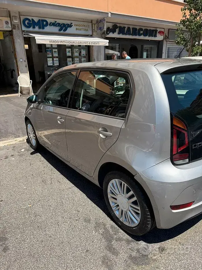 Usata VW up! 60 CV (44 kW) 2020 Grigio Utilitaria