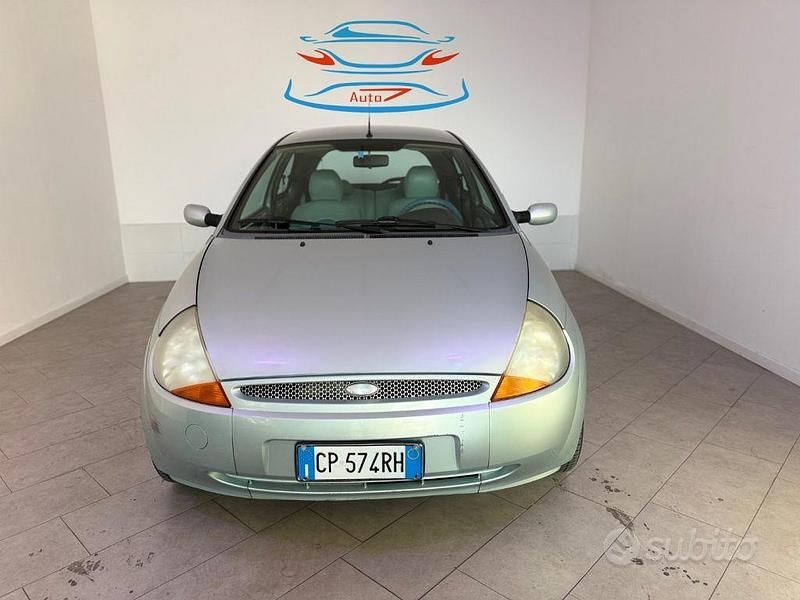 Usata Ford Ka Collection 69 CV (50 kW) 2004 Azzurro Utilitaria