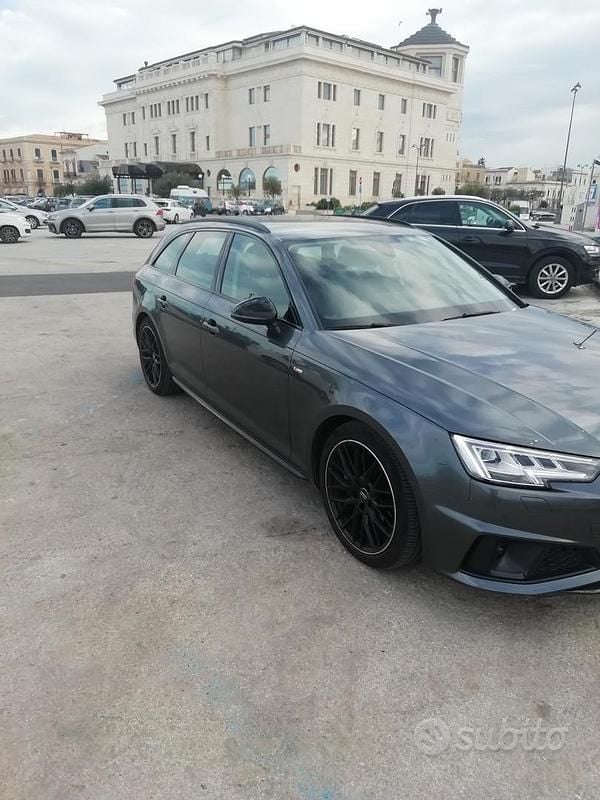 Usata Audi A4 122 CV (89 kW) 2019 Grigio Station wagon