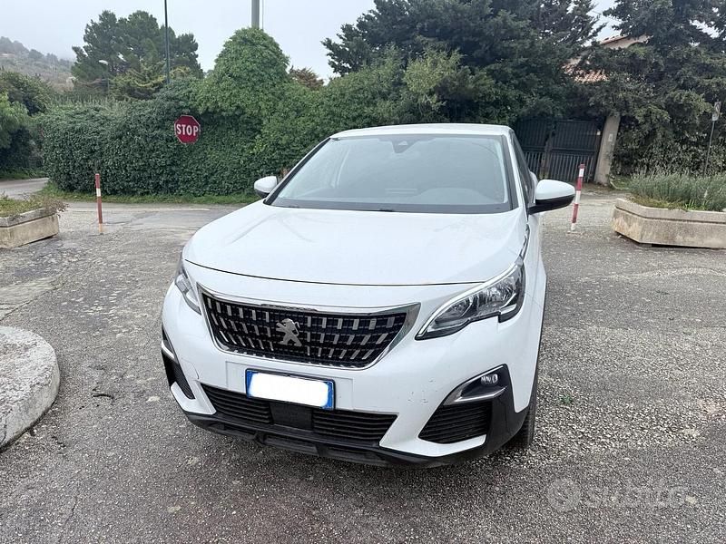 Usata Peugeot 3008 Business-Line 131 CV (96 kW) 2019 Bianco SUV