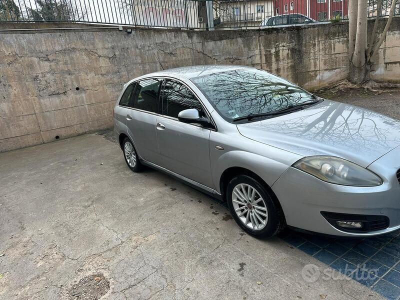 Usata Fiat Croma 120 CV (88 kW) 2009 Grigio Station wagon