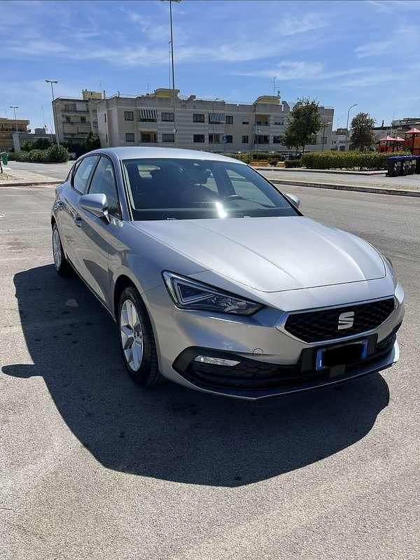 Usata Seat Leon Business 110 CV (80 kW) 2021 Berlina