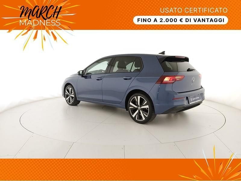 Usata VW Golf VIII Edition 116 CV (85 kW) 2024 Anemone blue metallizzato Berlina