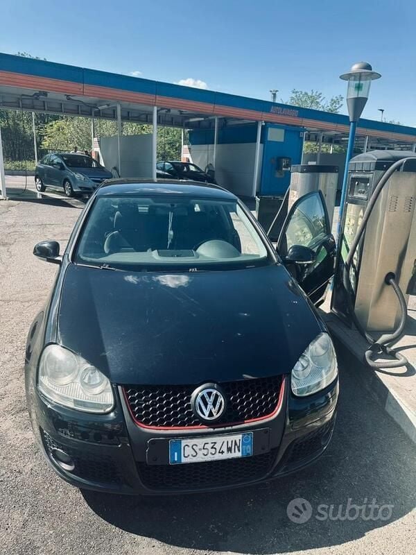 Usata VW Golf V 140 CV (102 kW) 2005 Nero Utilitaria
