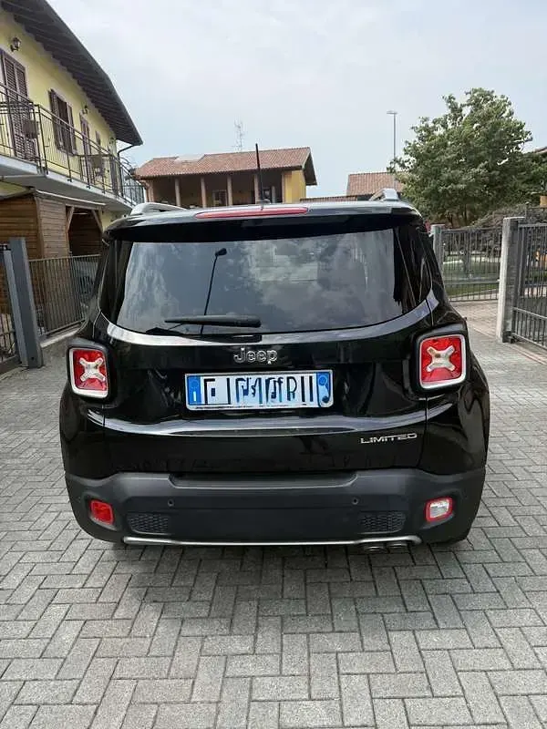 Usata Jeep Renegade Limited 120 CV (88 kW) 2017 Nero SUV