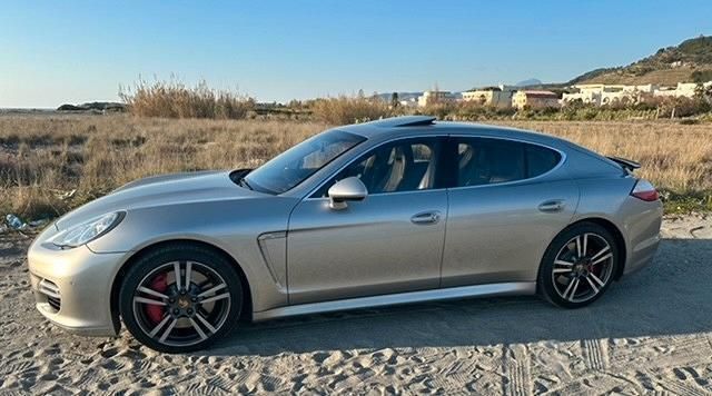 Usata Porsche Panamera Turbo 2010 Grigio Berlina