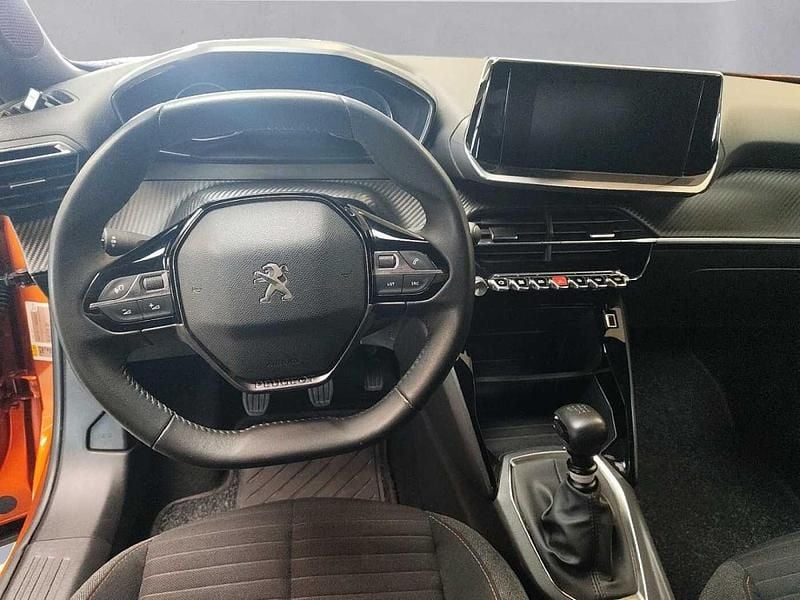 Usata Peugeot 2008 Active 100 CV (73 kW) 2023 Arancione SUV