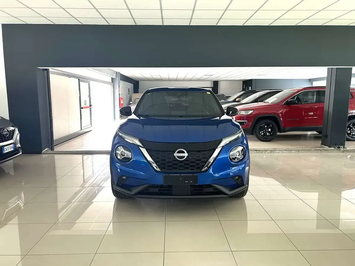 Usata Nissan Juke N-Connecta 143 CV (105 kW) 2024 Blu/azzurro SUV