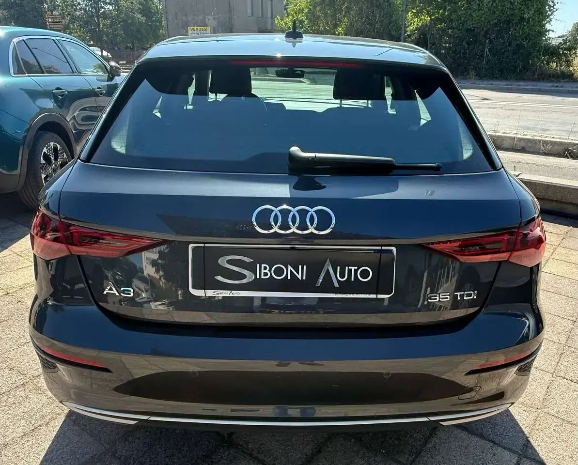 Usata Audi A3 Advanced 150 CV (110 kW) 2022 Grigio Berlina
