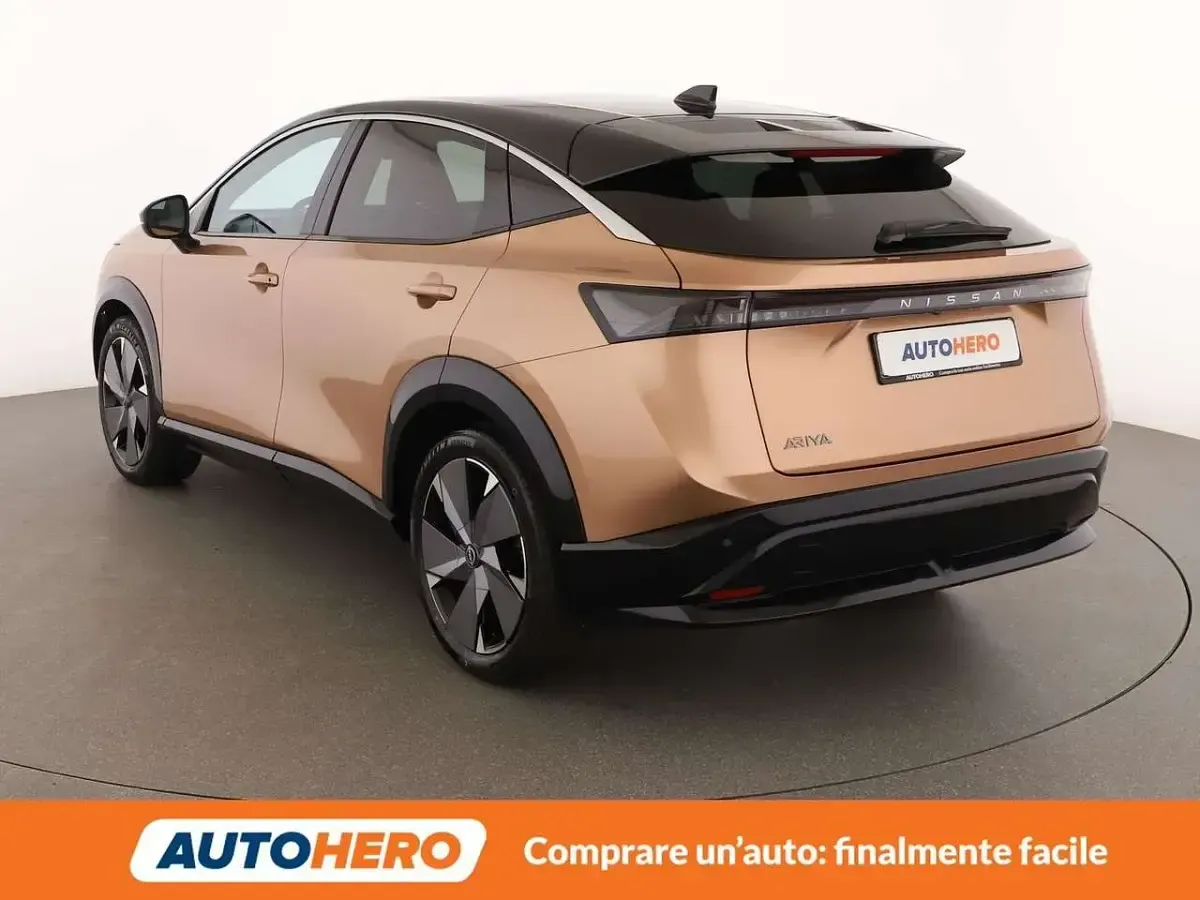 Usata Nissan Ariya Evolve 160 kW (218 CV) 2022 Oro SUV