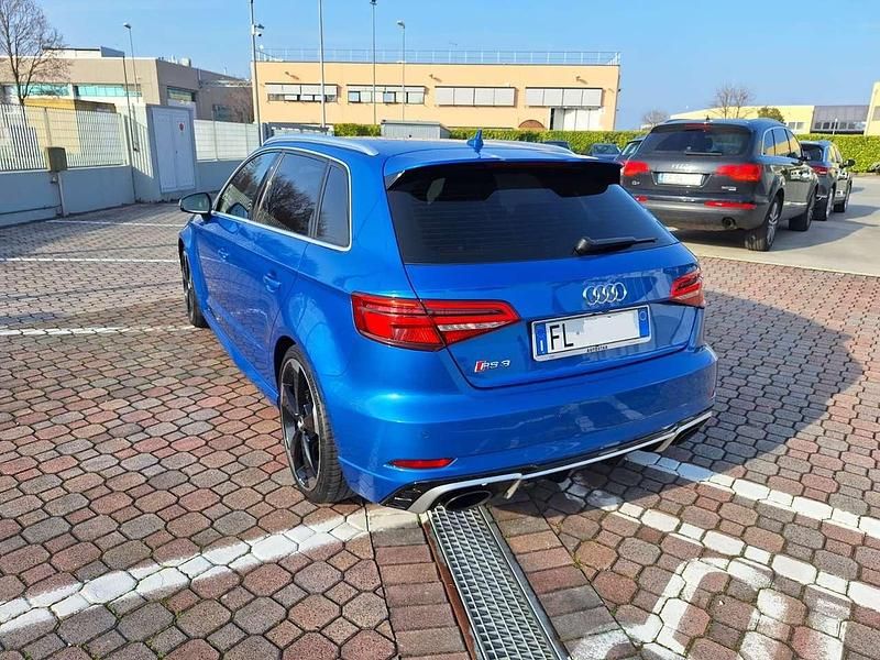 Usata Audi RS3 Ambiente 400 CV (294 kW) 2017 Blu/azzurro Berlina