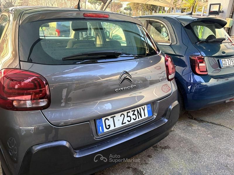 Usata Citroën C3 PureTech 83 CV (61 kW) 2024 Grigio mida Berlina