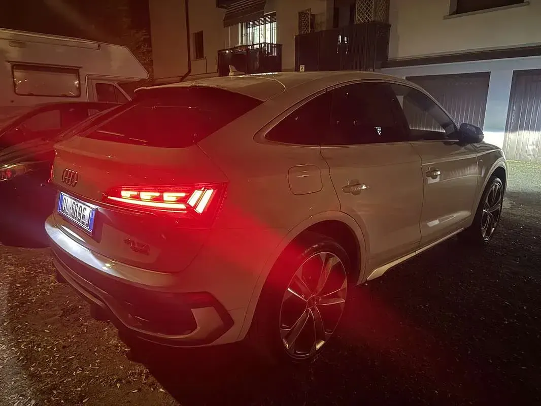 Usata Audi Q5 Sportback S-line plus 204 CV (150 kW) 2022 Bianco SUV