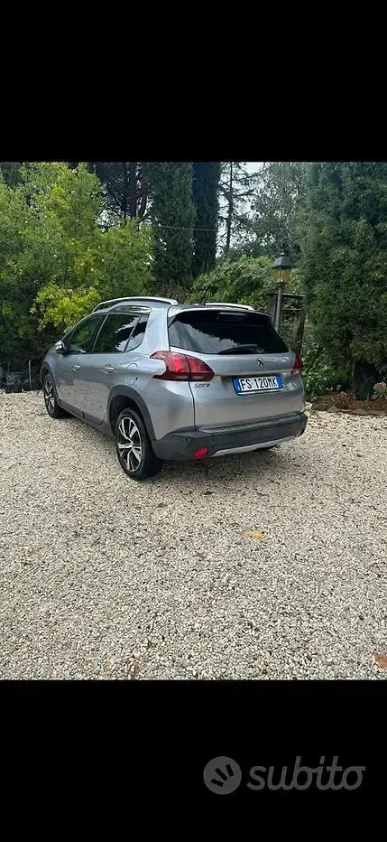 Usata Peugeot 2008 110 CV (80 kW) 2018 Grigio SUV